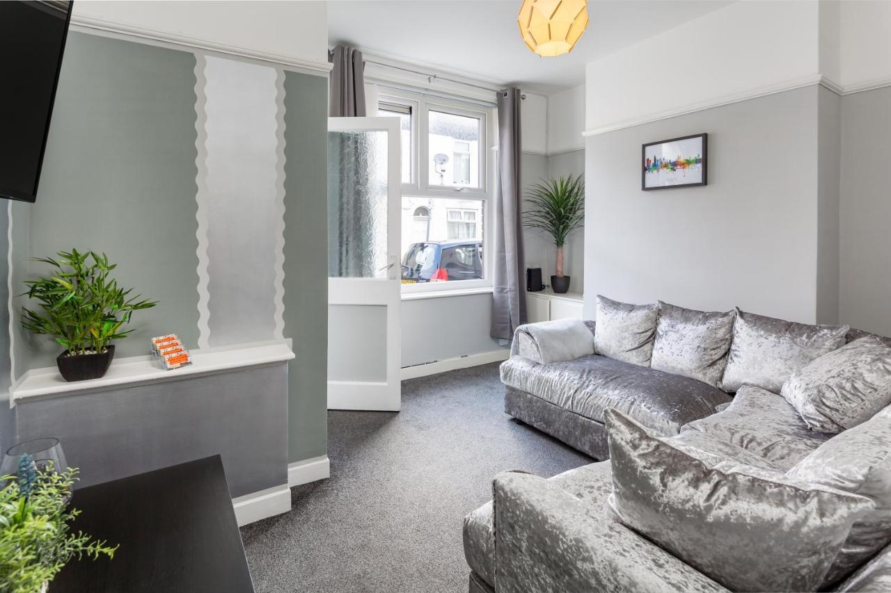 Comfortable Liverpool Townhouse - Free Parking Екстер'єр фото